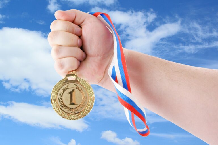 Сколько россиян являются азартными и кем они работают? - 3SNET